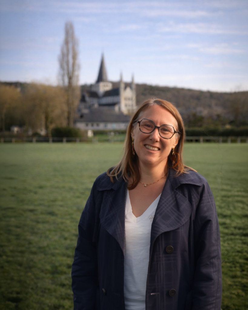 Astrid MESNAGE