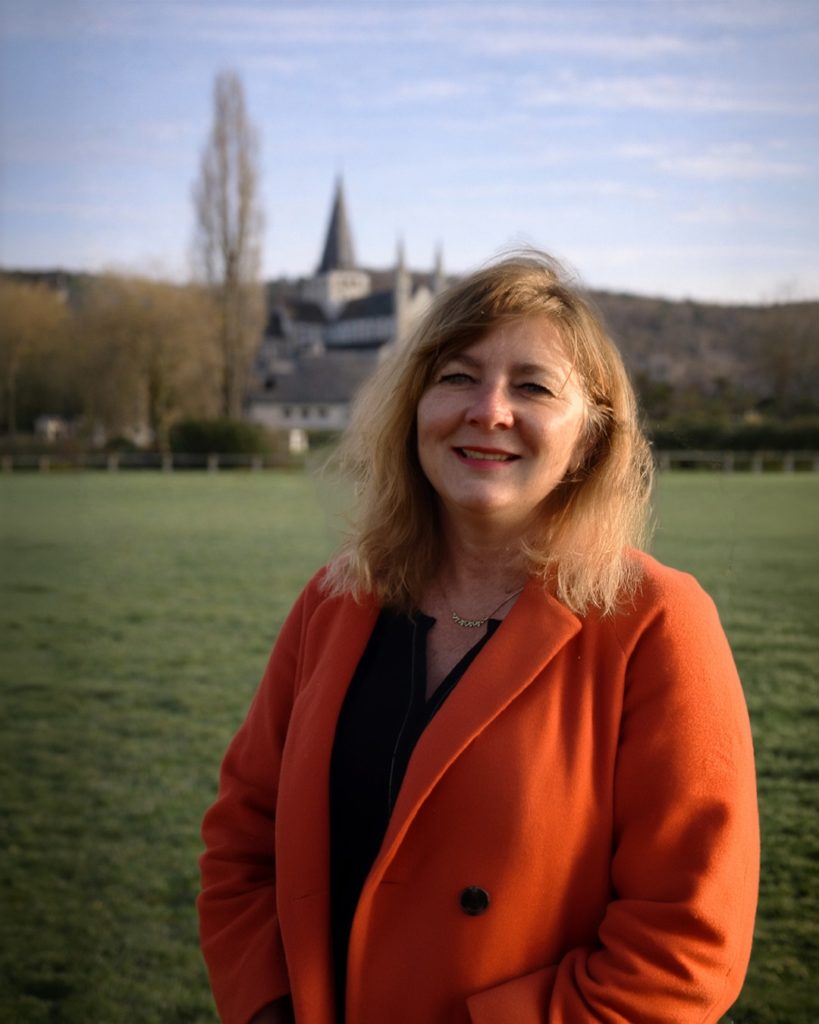 Caroline Agez